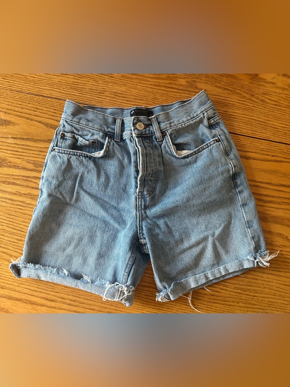 ASOS Women’s Light Blue Denim Cutoff Shorts Size 26